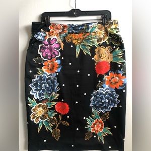 Anthropology patterned pencil skirt. Knee length. Great condition.